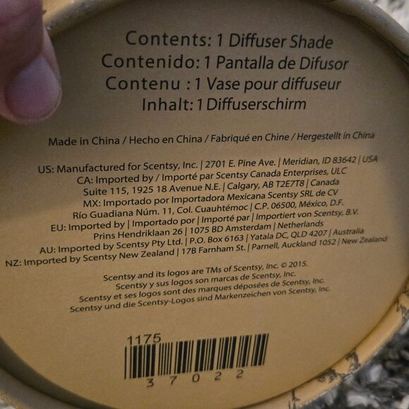 🌊 BRAND NEW Scentsy Kids Diffuser Shade - Deep Blue Sea - Picture 5 of 5